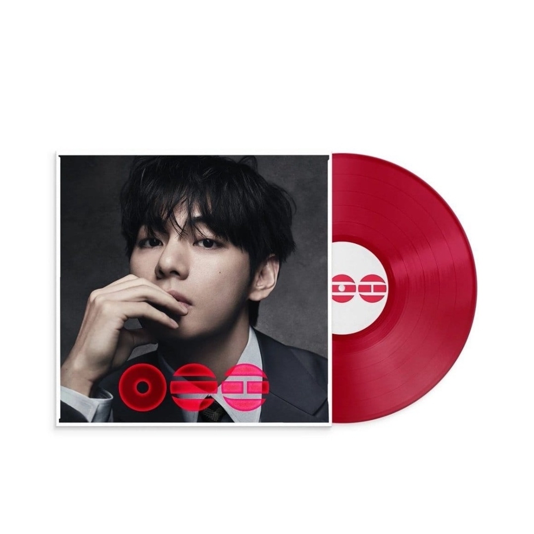 A moment captured by V (BTS)'s fan