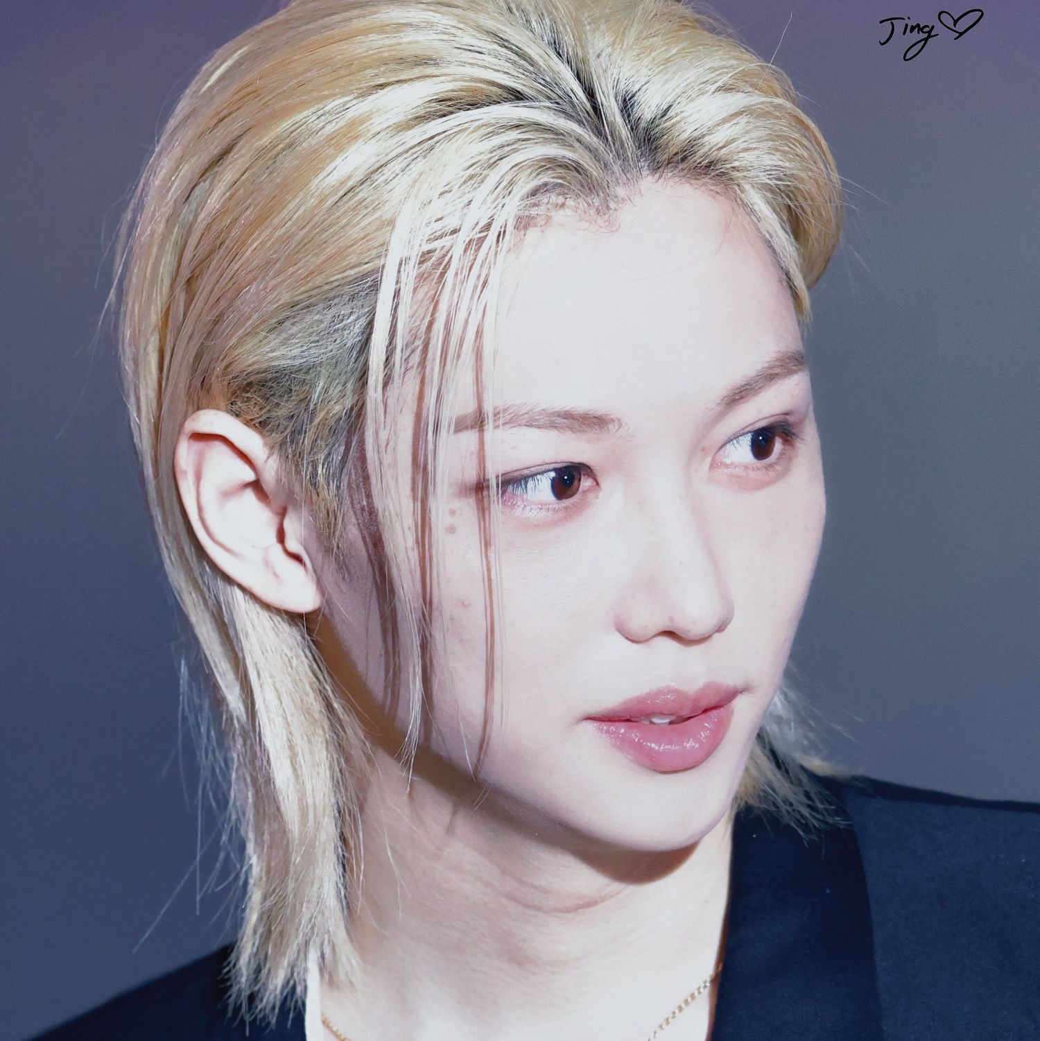 Latest photo of Felix (Stray Kids)