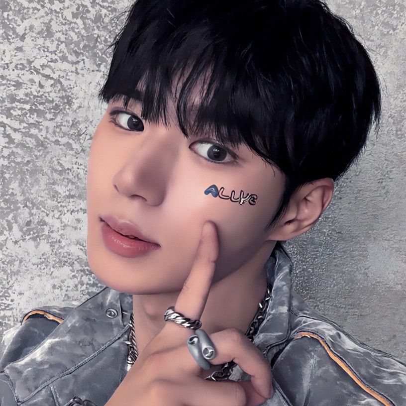 Recent activity shot of Kim Junseo (ALPHA DRIVE ONE)