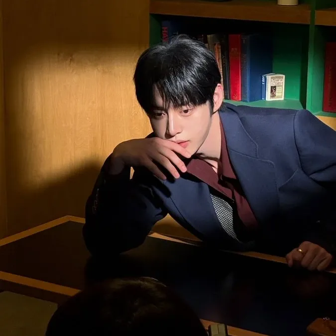 金地雄 (ZEROBASEONE)的幕後花絮