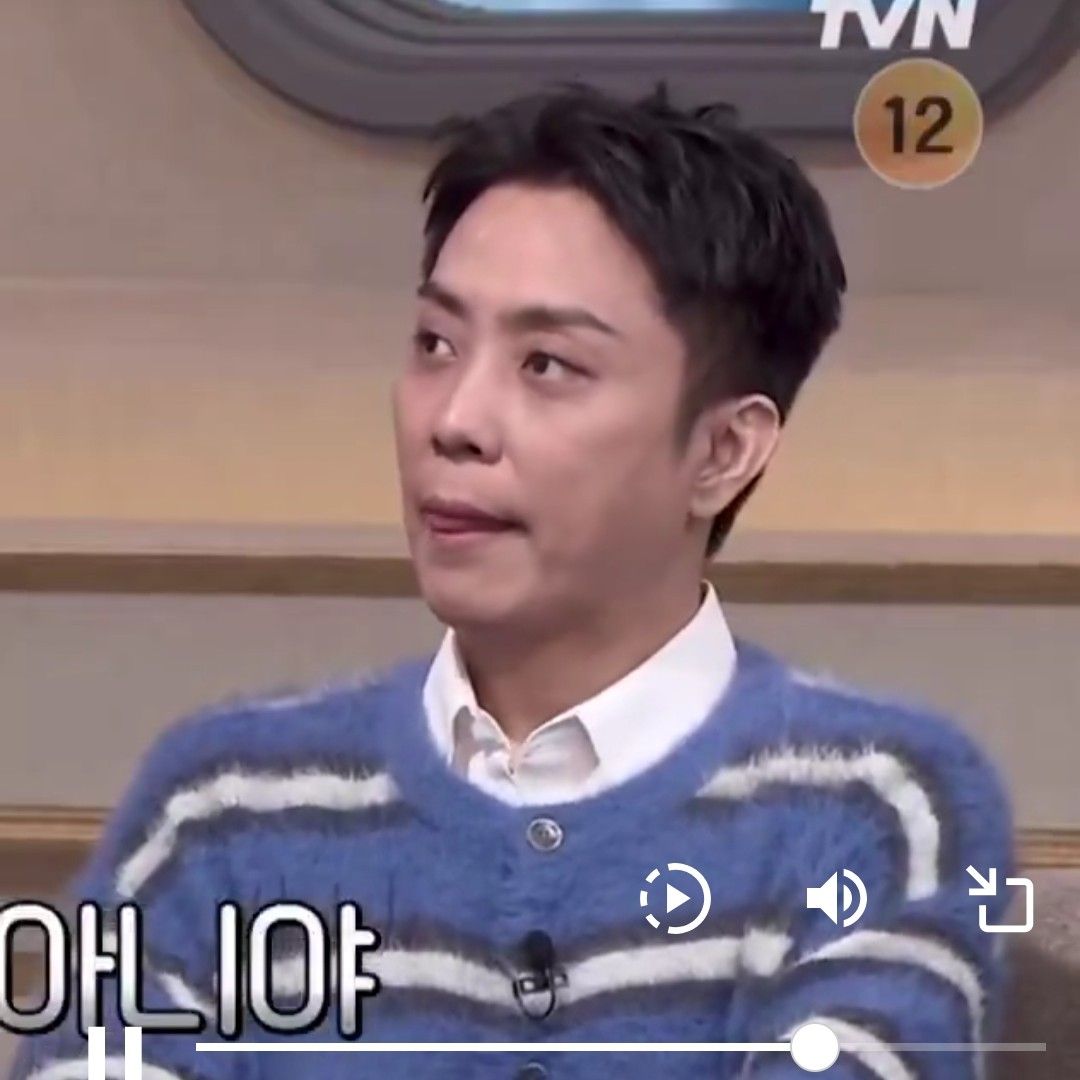 A moment captured by Eun Jiwon (SECHSKIES)'s fan