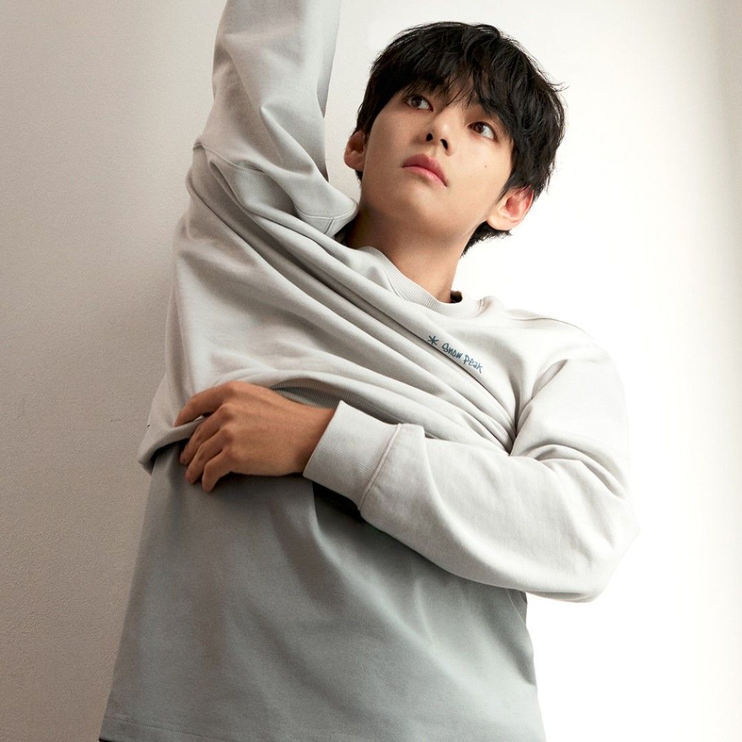 Foto terbaru V (BTS)
