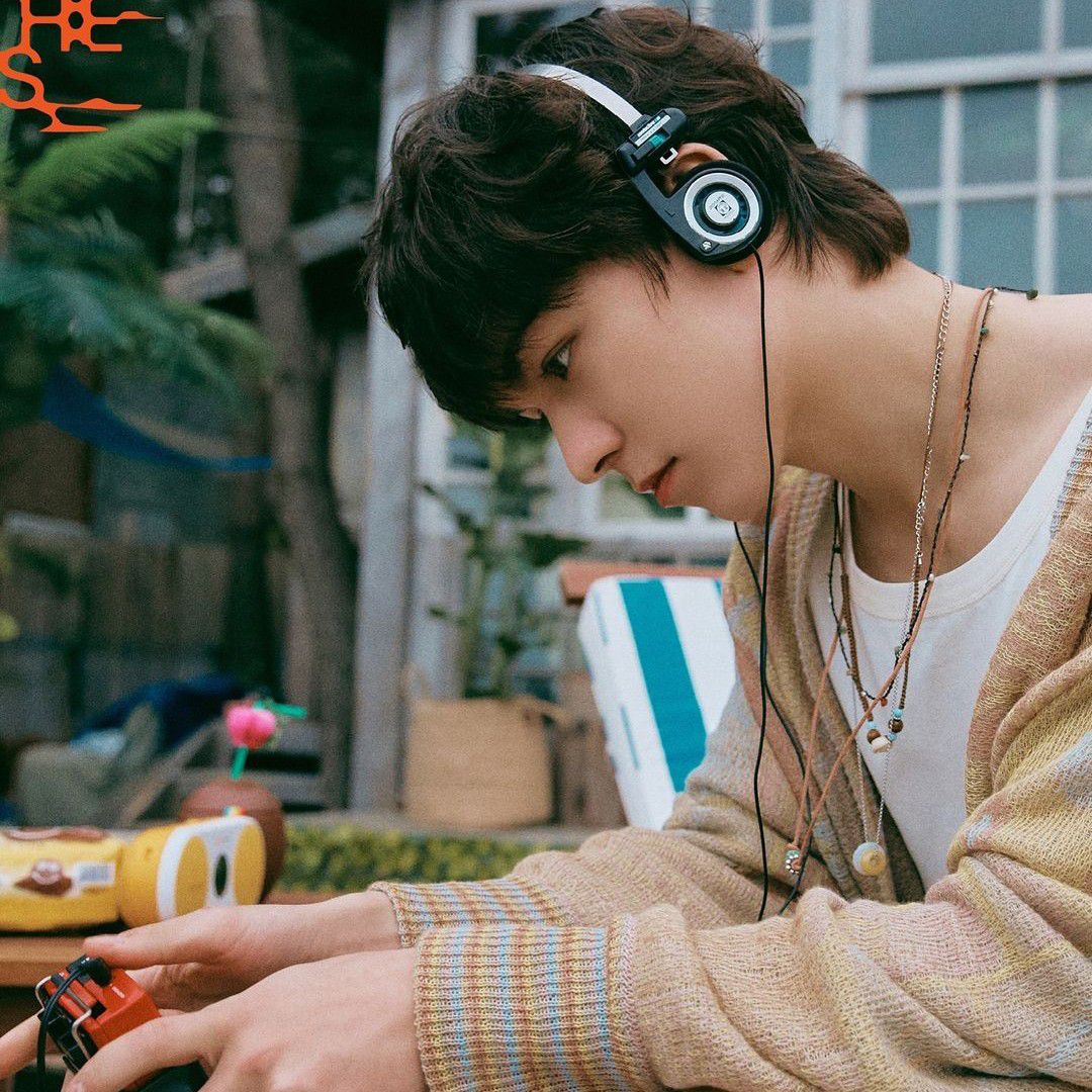 Recent activity shot of Vernon (SEVENTEEN)