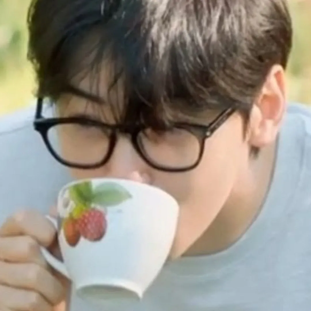 Recent activity shot of Eunwoo (ASTRO)