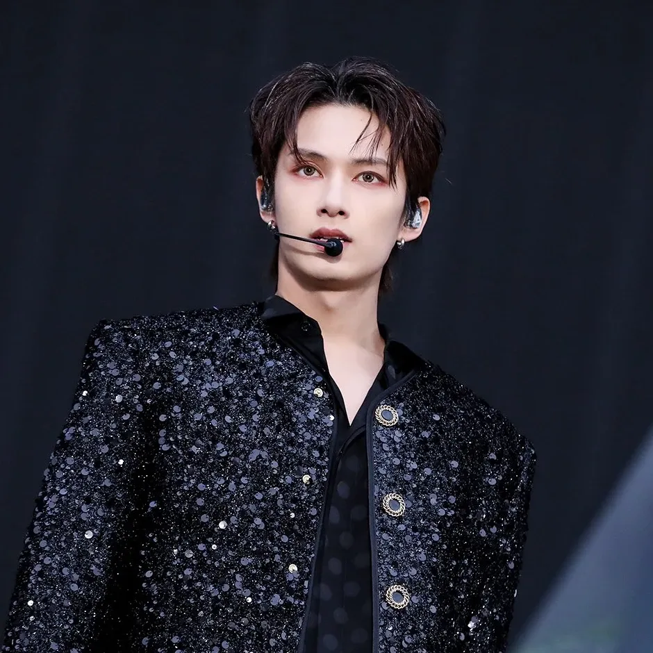 Jun (SEVENTEEN)的最新照片