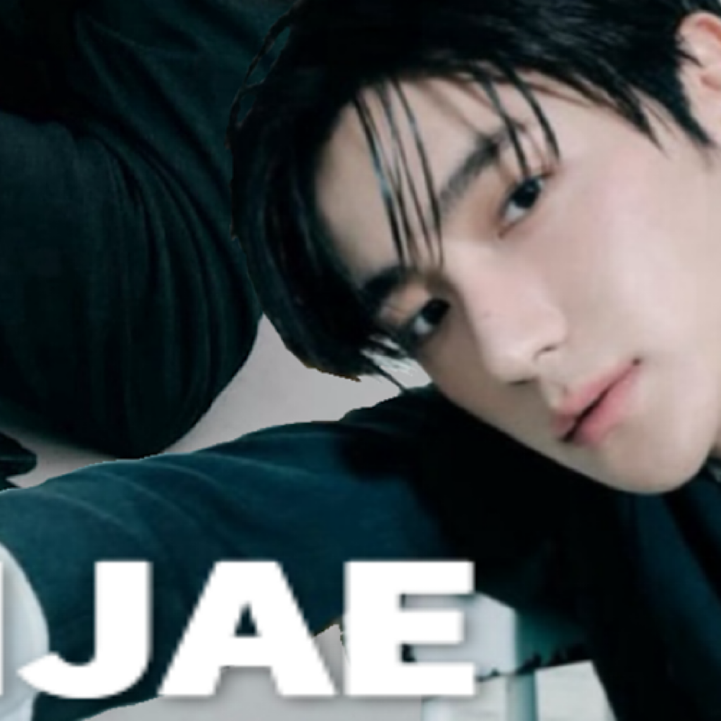 Latest photo of Hyunjae (THE BOYZ)