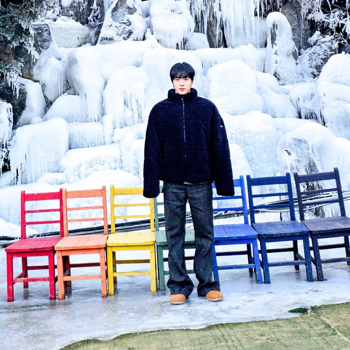 Jin (防弹少年团)的最新活动照片