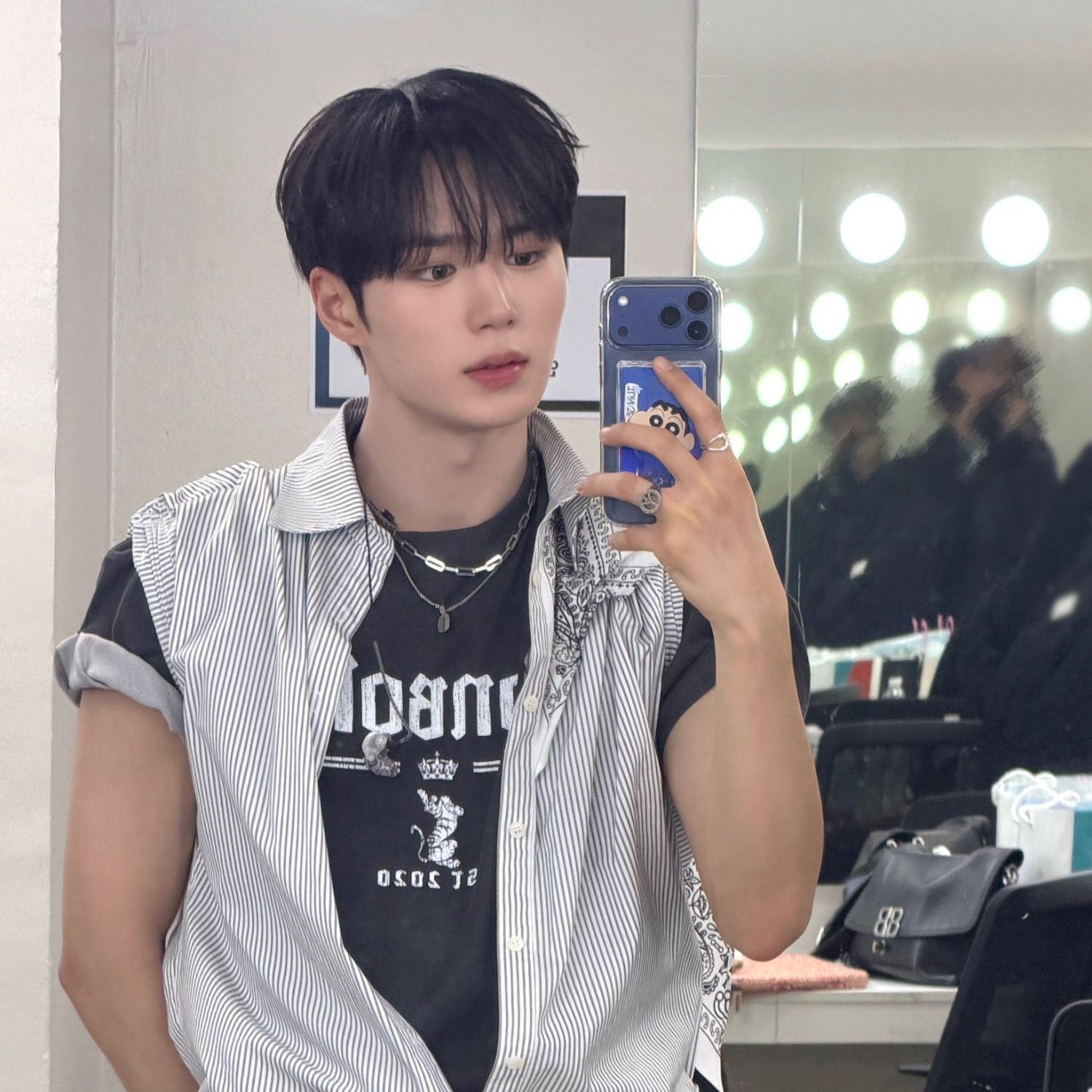 Behind-the-scenes cut of Kim Junseo (ALPHA DRIVE ONE)