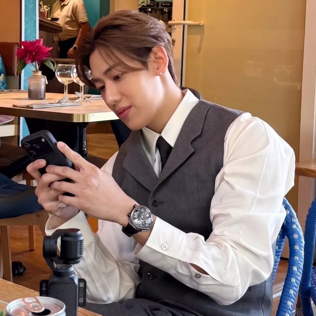 A moment captured by Bambam (GOT7)'s fan