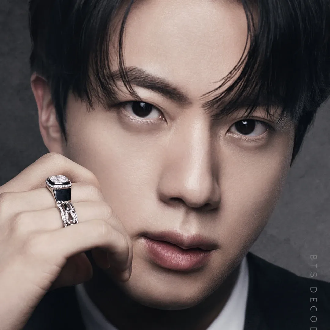 Behind-the-scenes cut of BTS