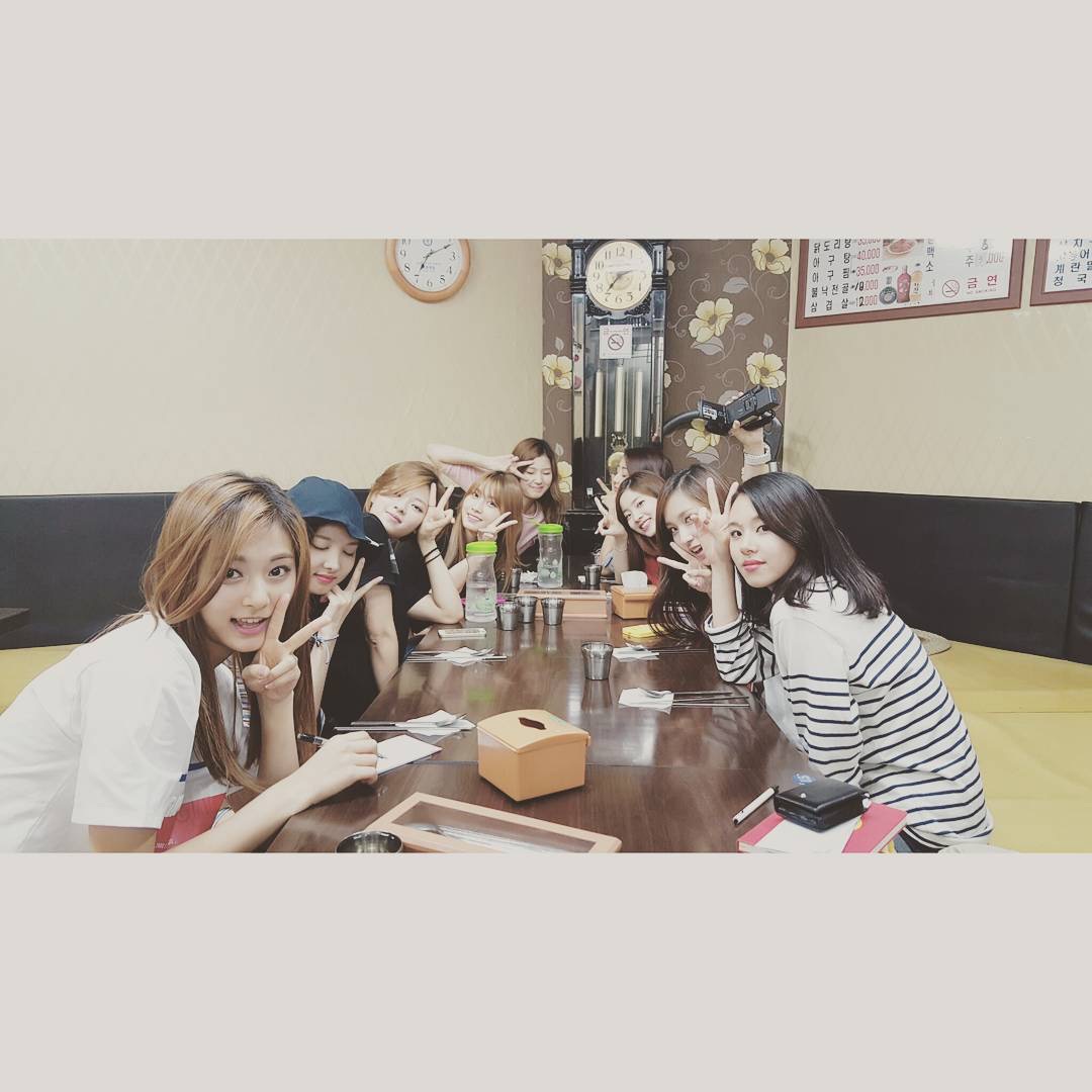 TWICE 최근 활동샷