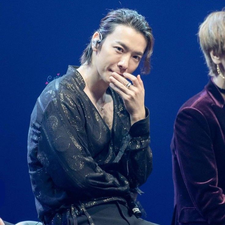 Behind-the-scenes cut of Donghae (Super Junior)