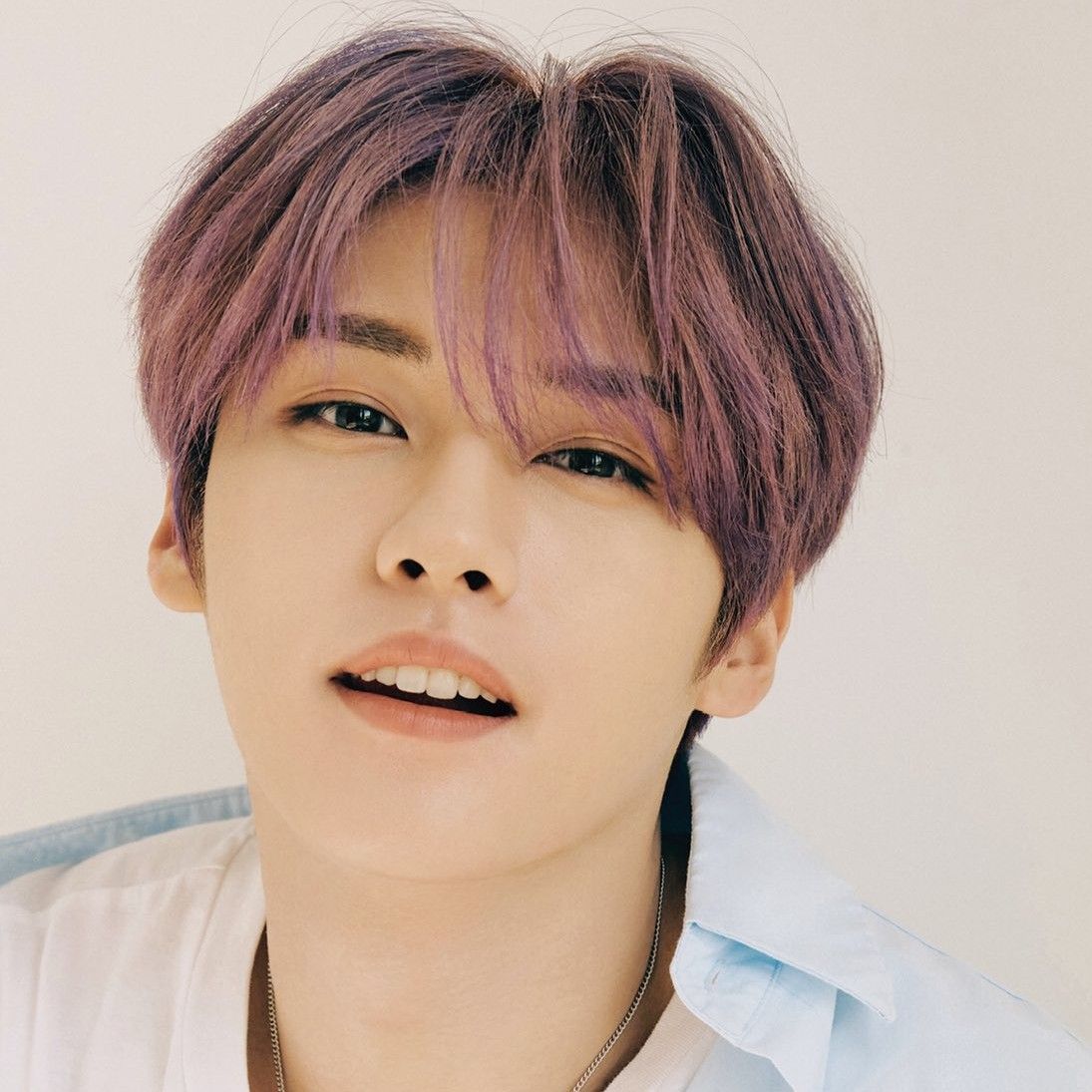 Momen yang diabadikan oleh penggemar Lee Know (Stray Kids)