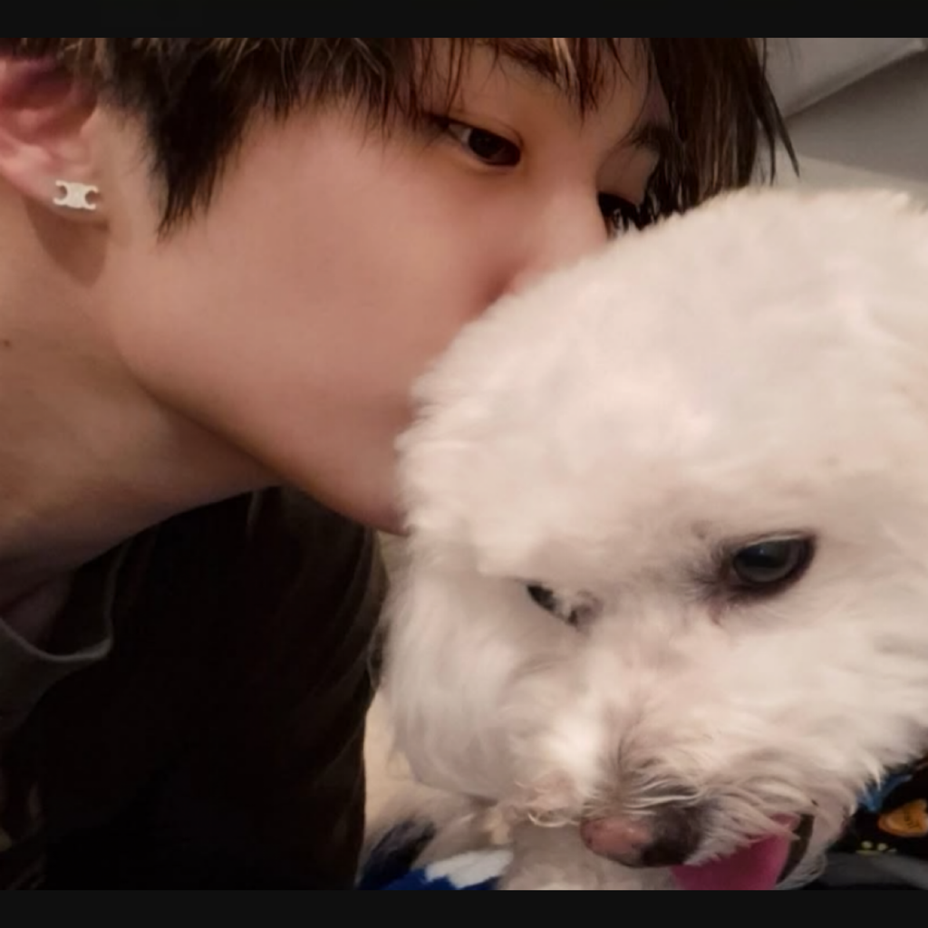 Behind-the-scenes cut of Jacob (THE BOYZ)