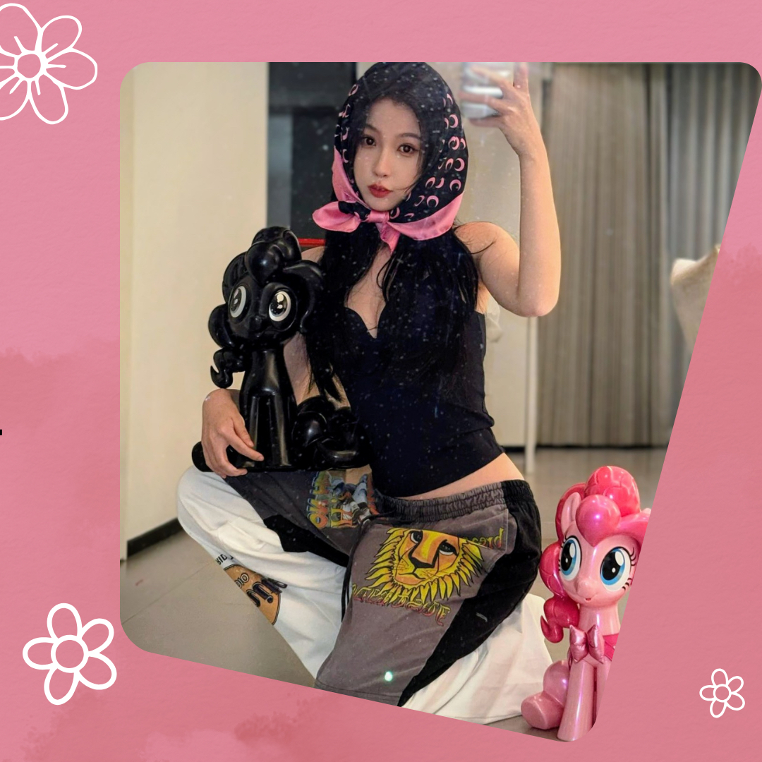 Latest photo of Esther Yu