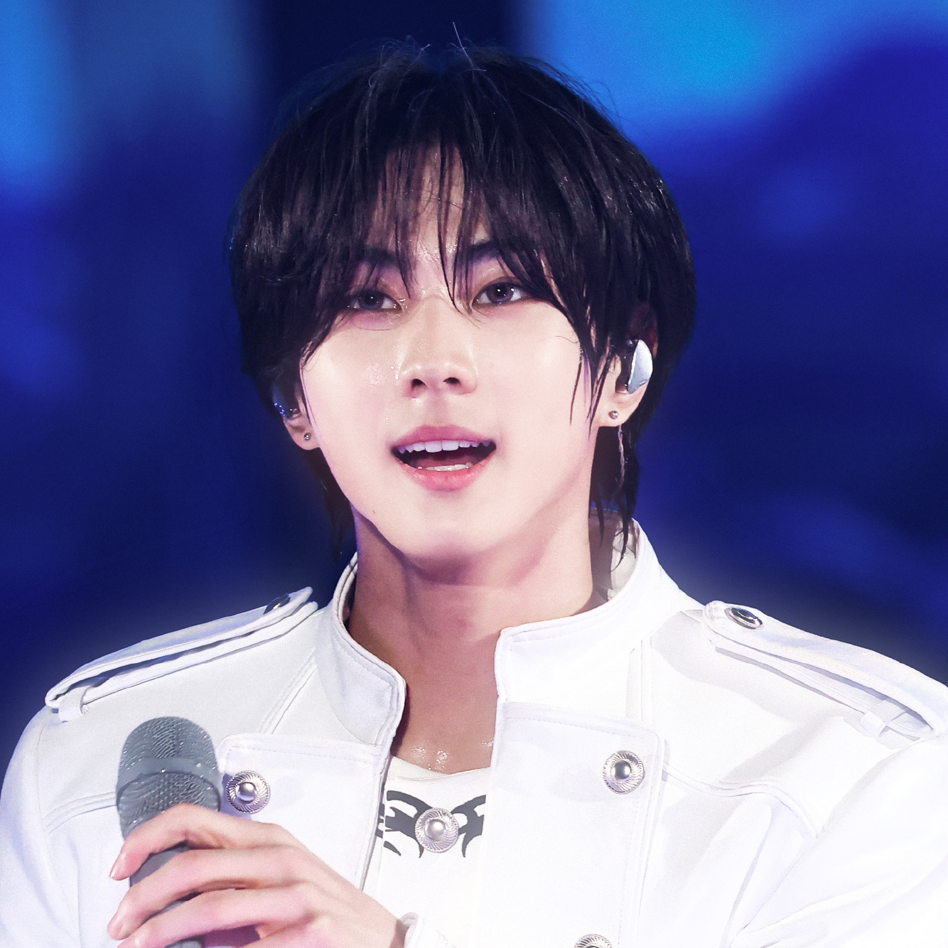 Behind-the-scenes cut of Jungwon (ENHYPEN)