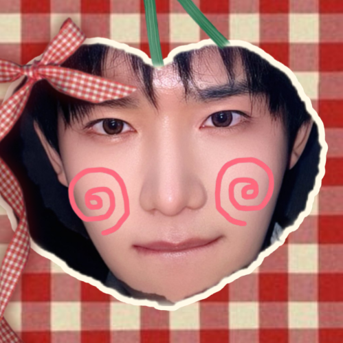 A moment captured by Yi Chen (MODYSSEY)'s fan