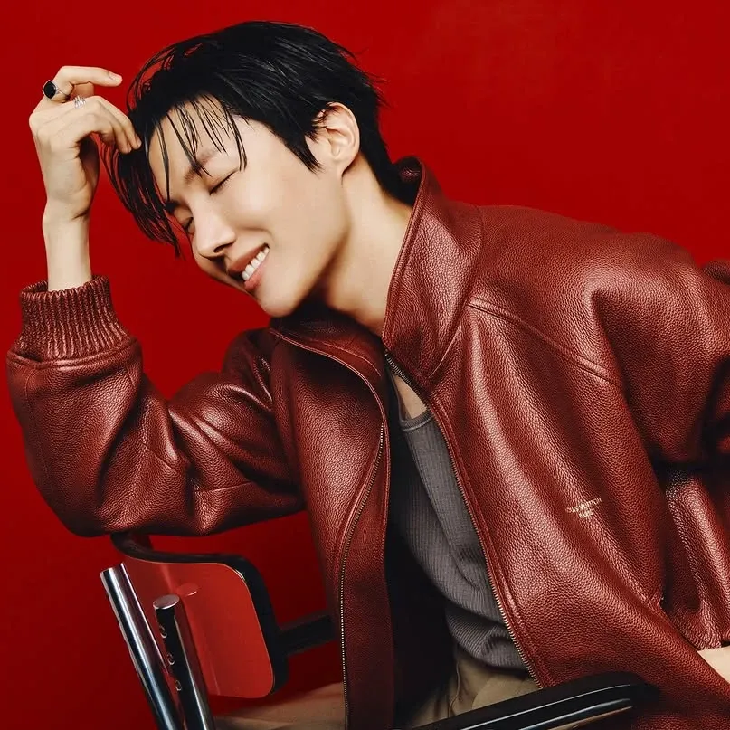 A moment captured by j-hope (BTS)'s fan