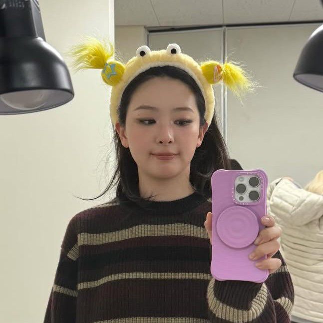 Latest photo of Seulgi (Red Velvet)