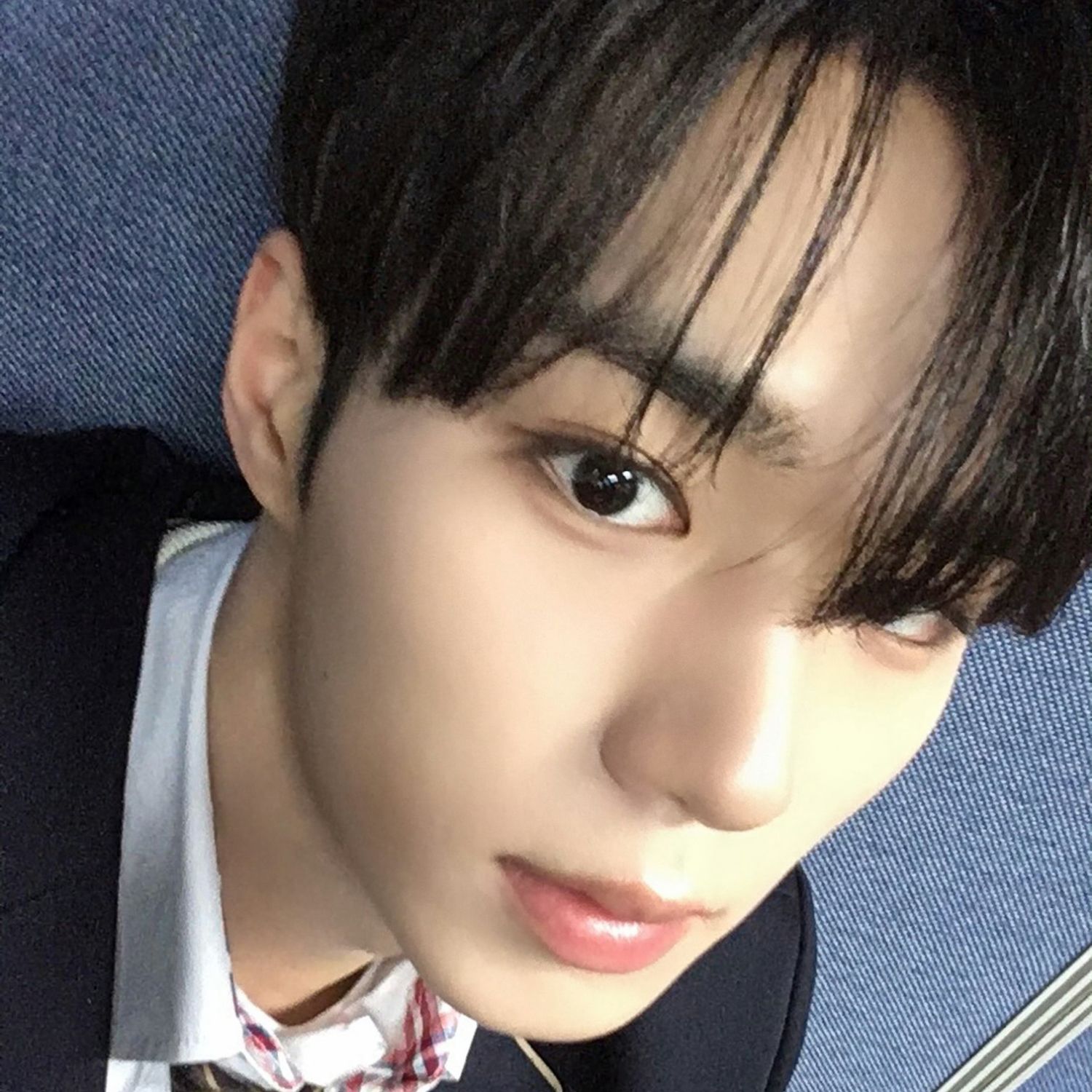 Behind-the-scenes cut of Kim Junseo (ALPHA DRIVE ONE)