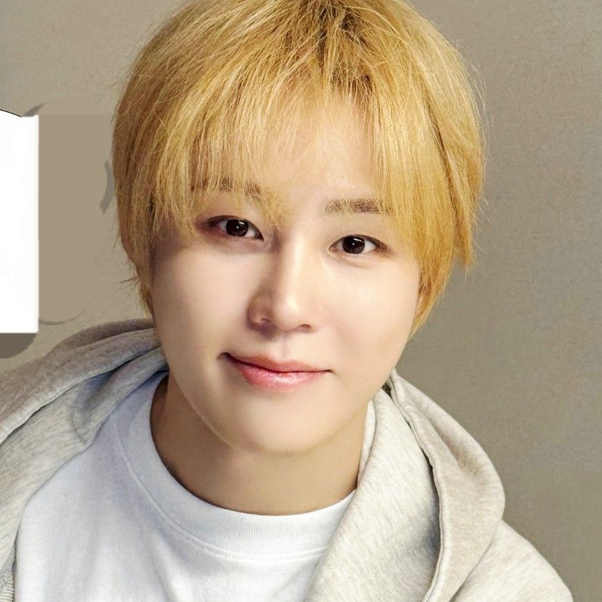 Recent activity shot of Ha Sungwoon