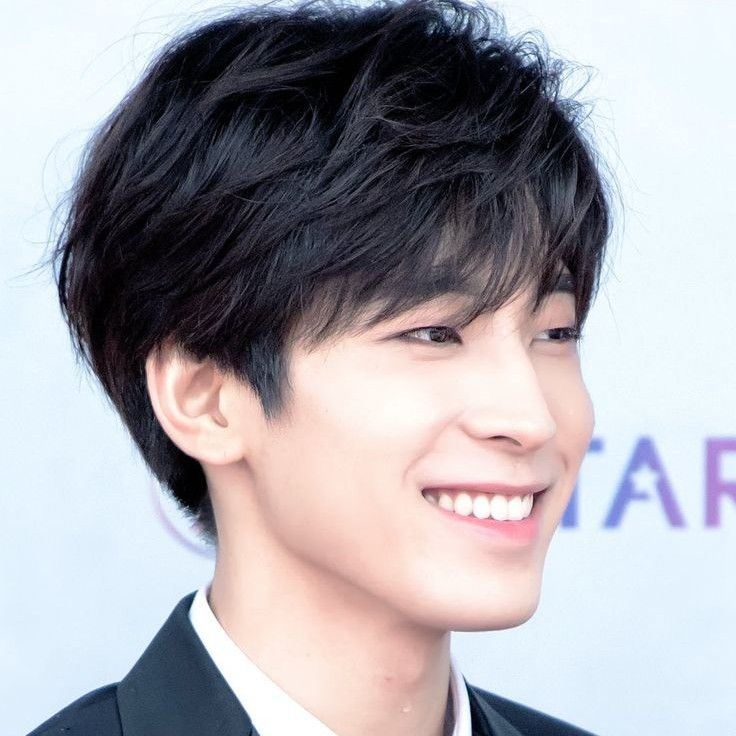 원우 (세븐틴) 최근 활동샷