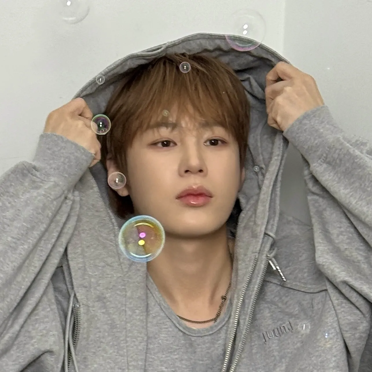 Recent activity shot of Ha Sungwoon