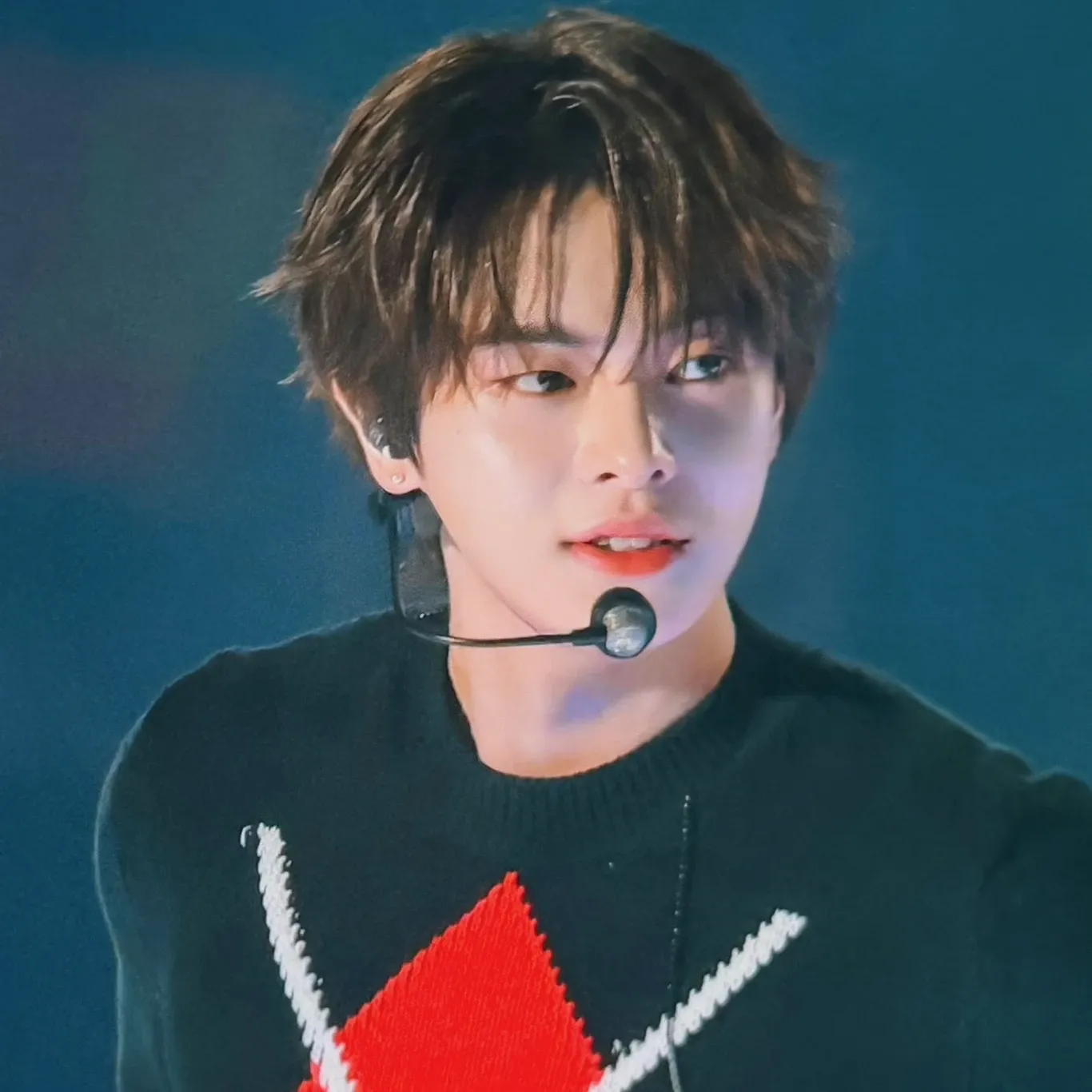 Behind-the-scenes cut of Lee Leo (ALPHA DRIVE ONE)