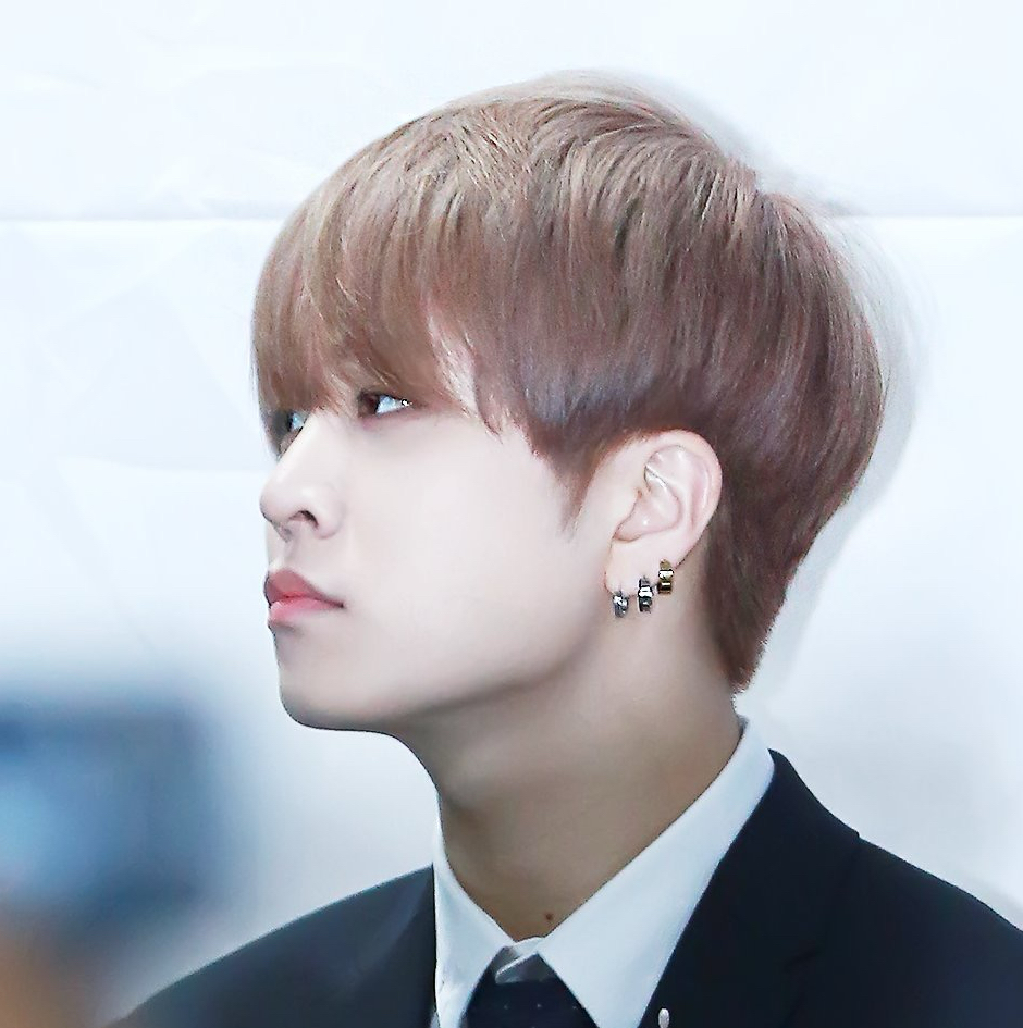 Latest photo of Youngjae (GOT7)