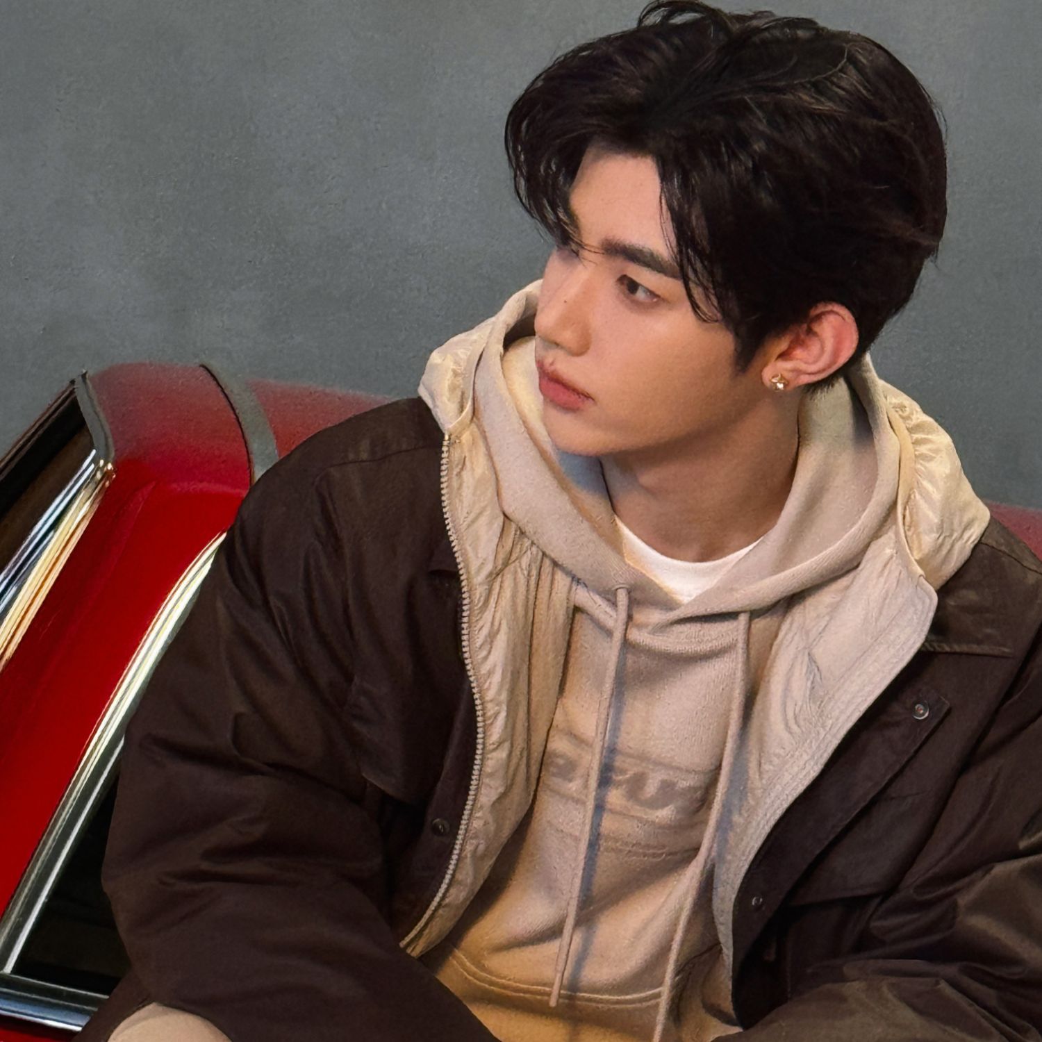 Behind-the-scenes cut of Zhang Hao (ZEROBASEONE)