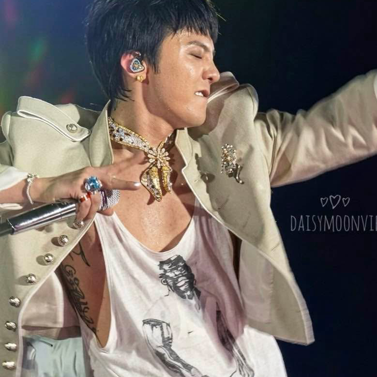 G-DRAGON (BIGBANG)的最新照片