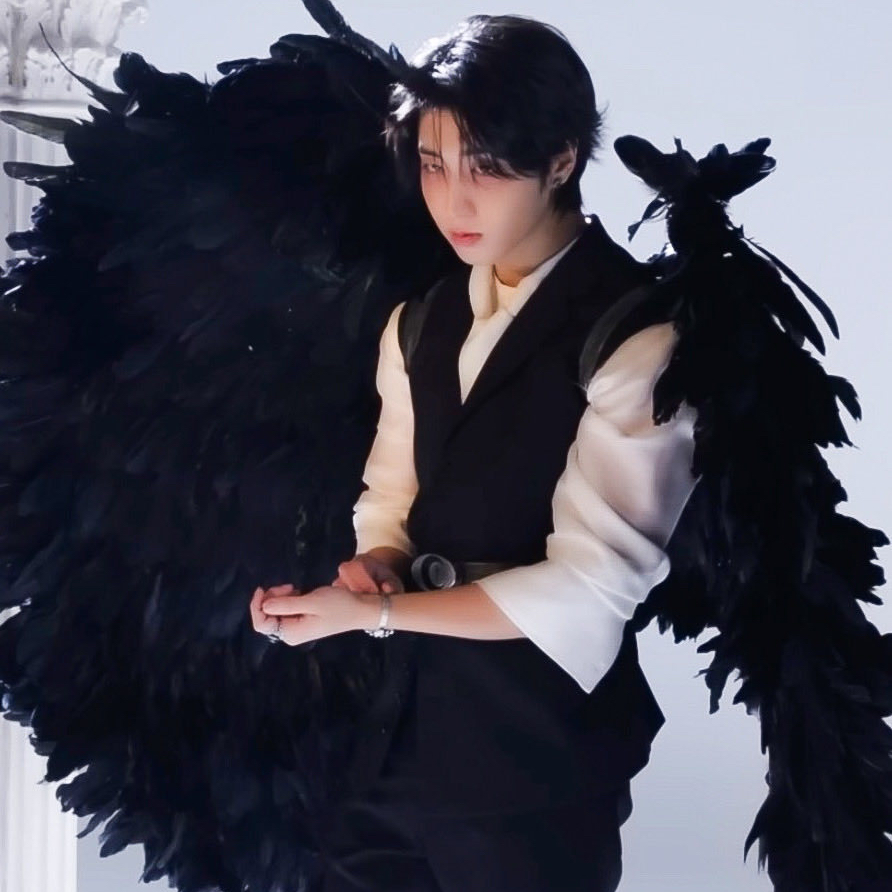 Recent activity shot of HAN (Stray Kids)