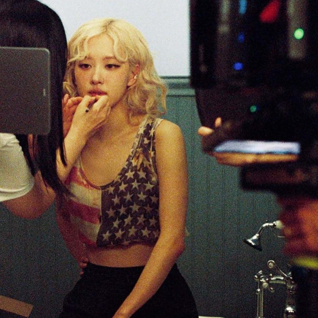 Potret di balik layar ROSÉ (BLACKPINK)