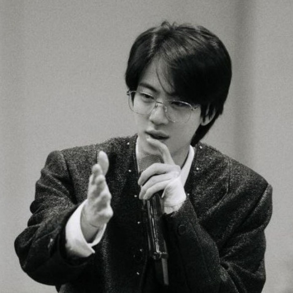 진 (방탄소년단) 최근 활동샷