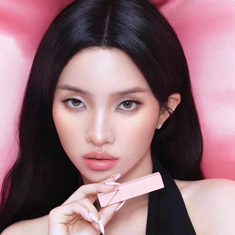 Recent activity shot of Soyeon (i-dle)