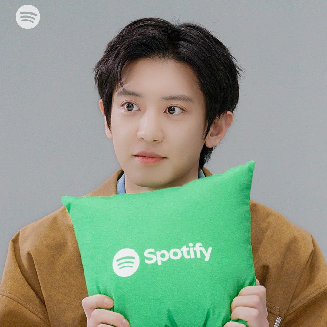 燦烈 (EXO)的幕後花絮