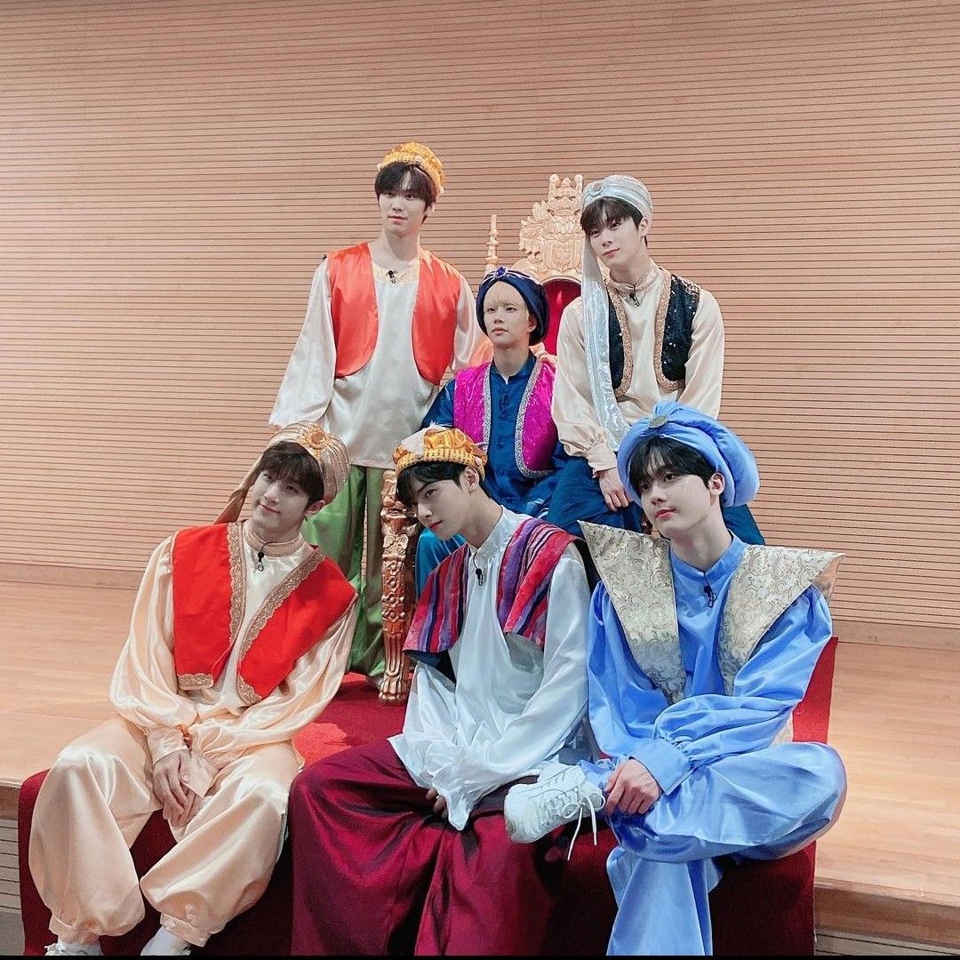 아스트로 최근 활동샷