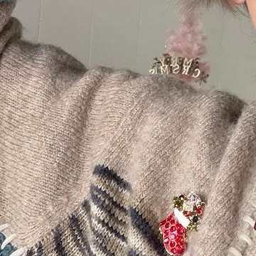 Signature photo of Michieda Shunsuke (Naniwa Danshi) capturing their charm