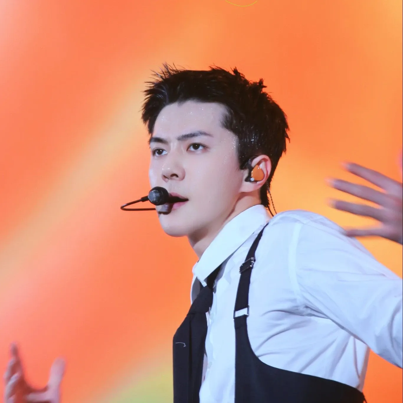 EXO의 비하인드 컷