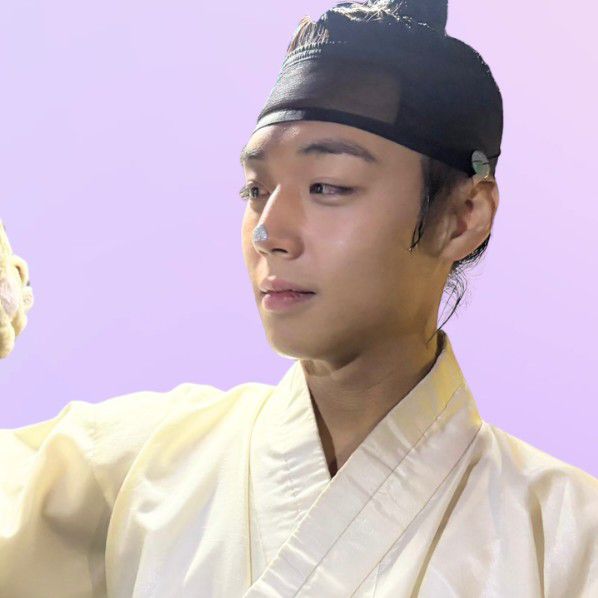 박지훈의 최신 사진