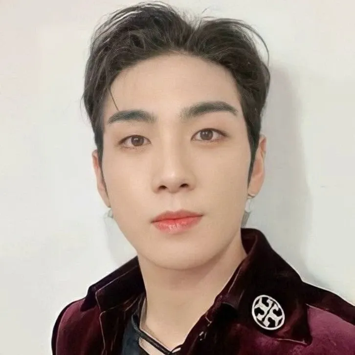 Latest photo of Baekho
