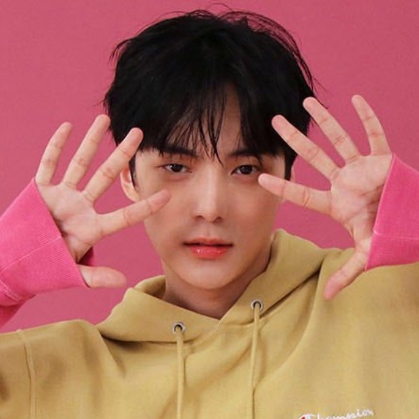 Recent activity shot of Minhyuk (MONSTA X)