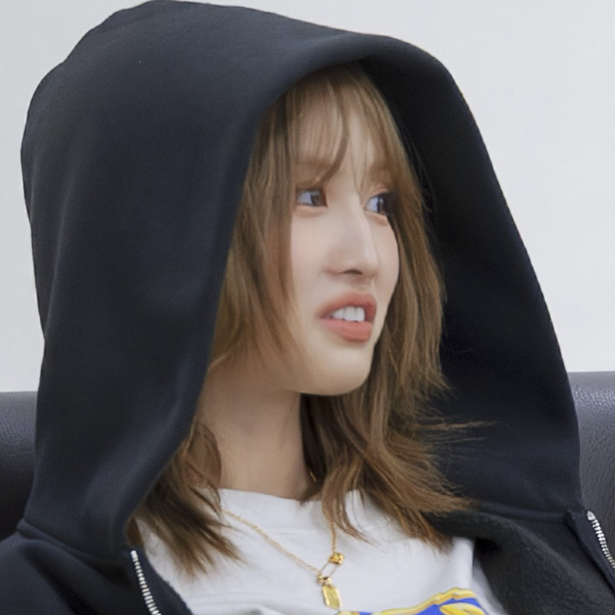 모모 (TWICE)의 최신 사진