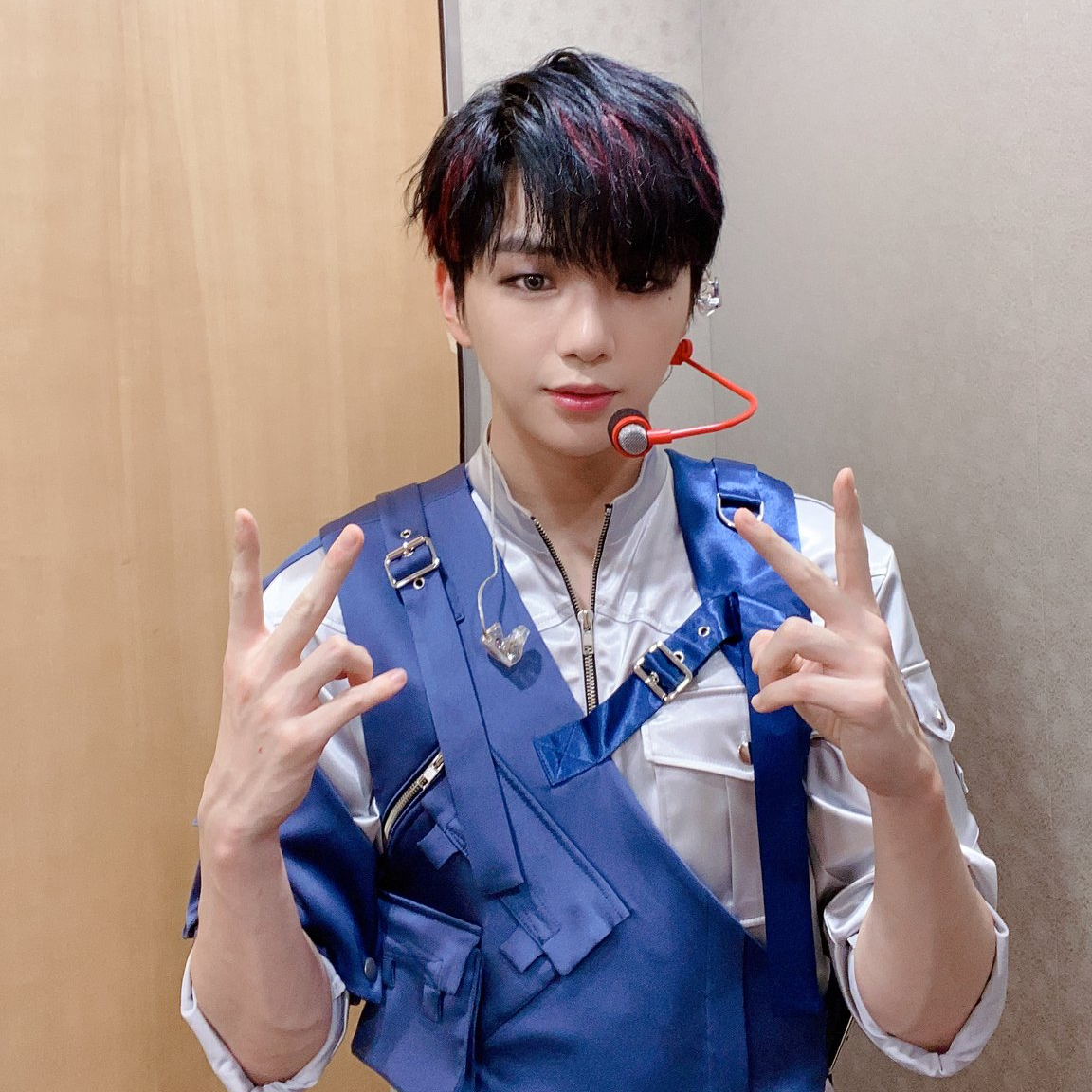 Behind-the-scenes cut of Kang Daniel