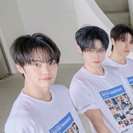 Must-see popular post of 제로베이스원, your favorite