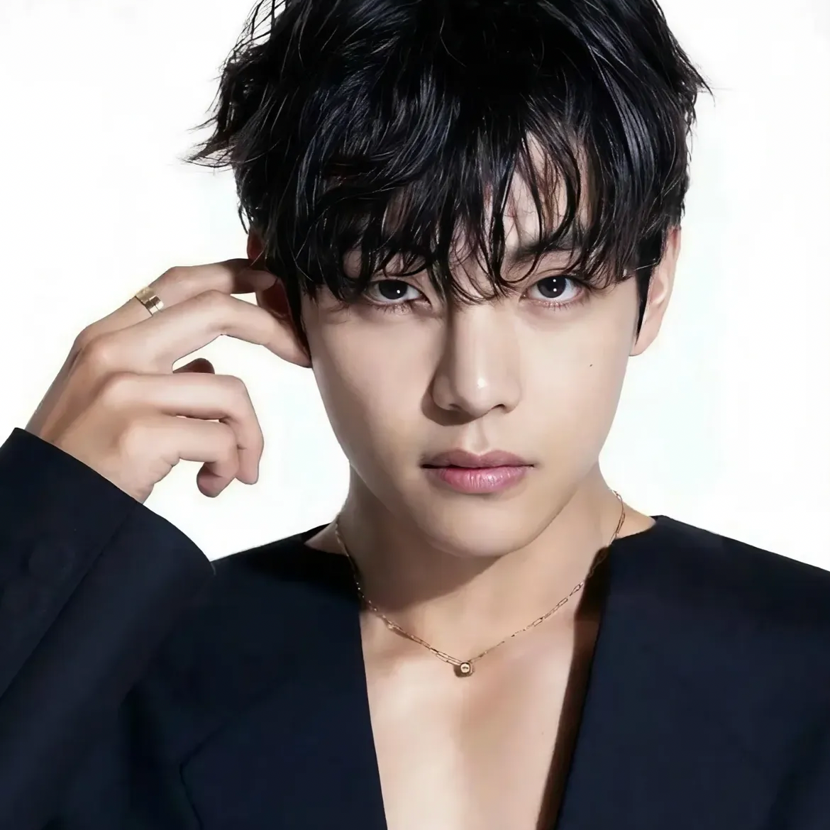 A moment captured by V (BTS)'s fan