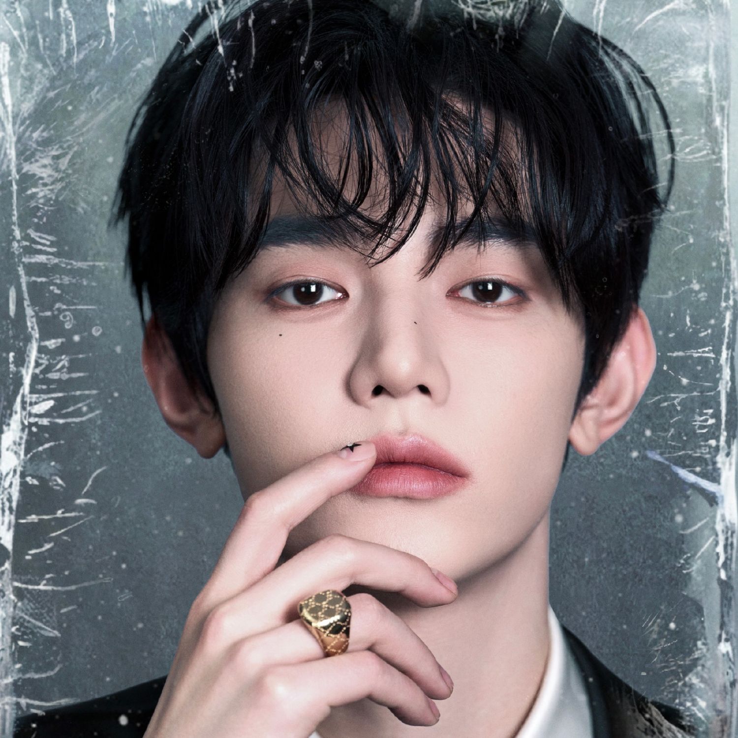 Behind-the-scenes cut of Zhang Hao (ZEROBASEONE)