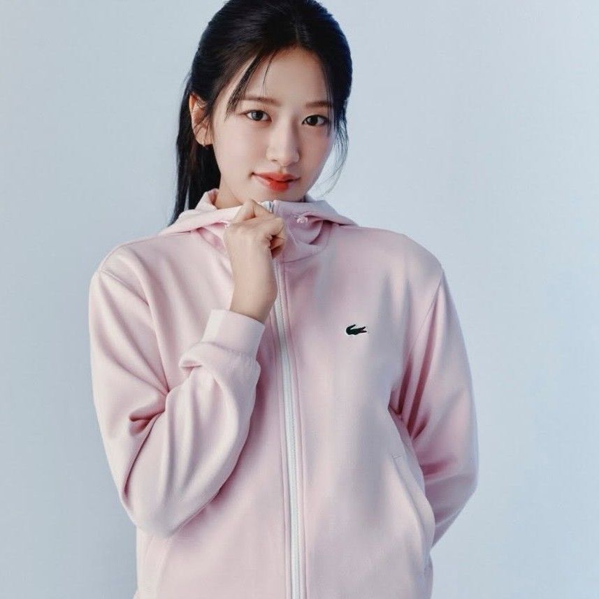 안유진 (IVE)의 비하인드 컷