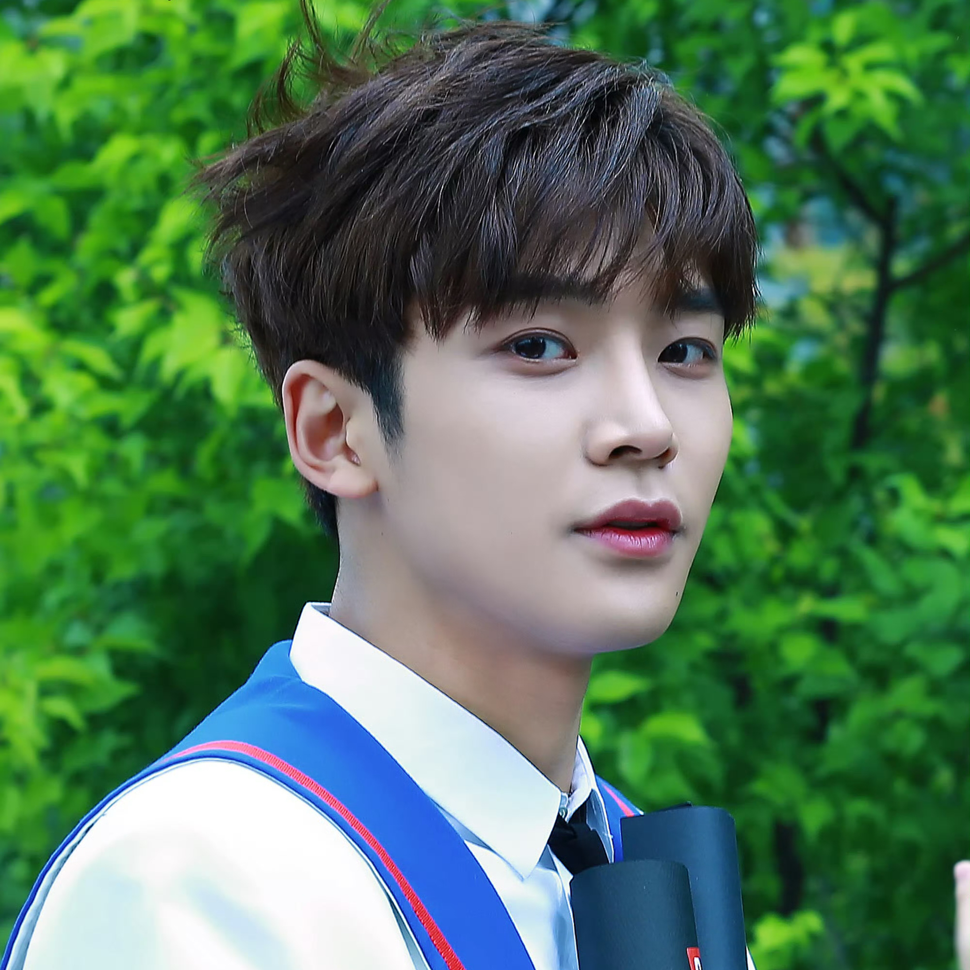 A moment captured by Rowoon's fan