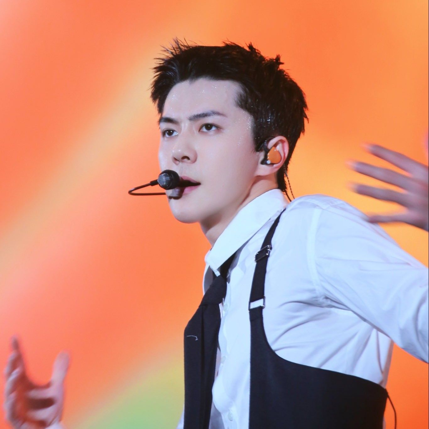 세훈 (EXO)의 비하인드 컷